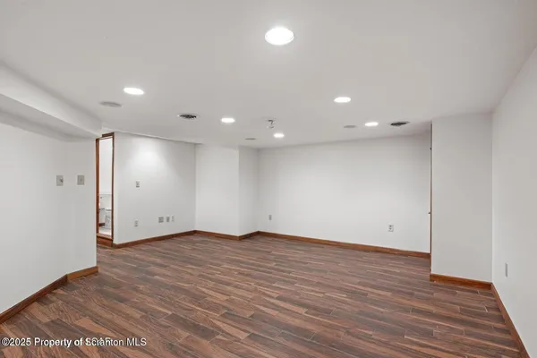 $849,000 | 1266 Ryman Road, Dallas, PA 18612