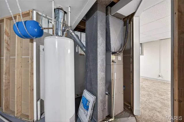 $225,000 | 12157 Belaire Place, Maryland Heights, MO 63043