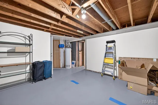 $225,000 | 12157 Belaire Place, Maryland Heights, MO 63043