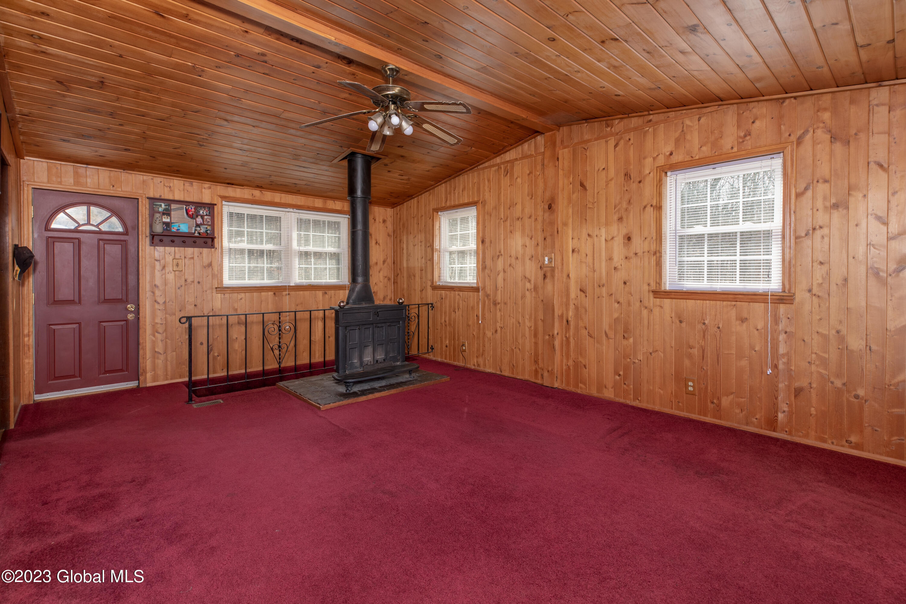 196 Hinds Road Fort Edward, NY 12828 - Photo 16 of 26 196Hinds-7