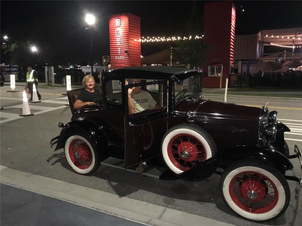 9799 Winnington Street Orlando, FL 32832 - Photo 78 of 78 a bathroom with a toilet and a mirror