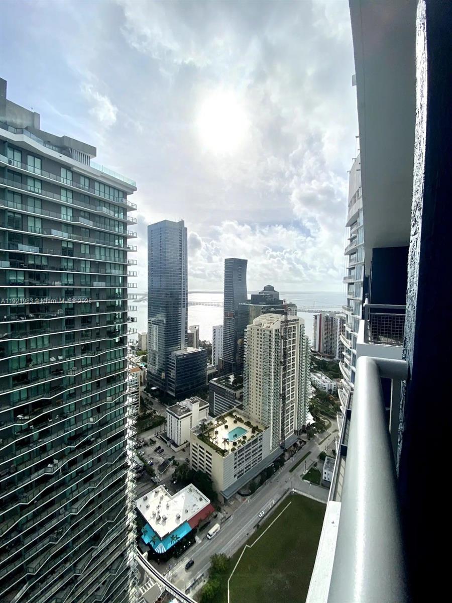 60 Southwest 13th Street, Unit 4414 Miami, FL 33130 - Photo 15 of 22 a picture of a city view