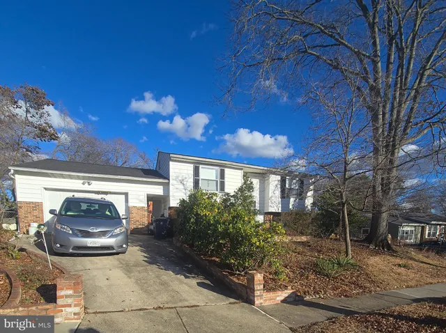 $399,900 | 12702 Lunan Road, Clinton, MD 20735