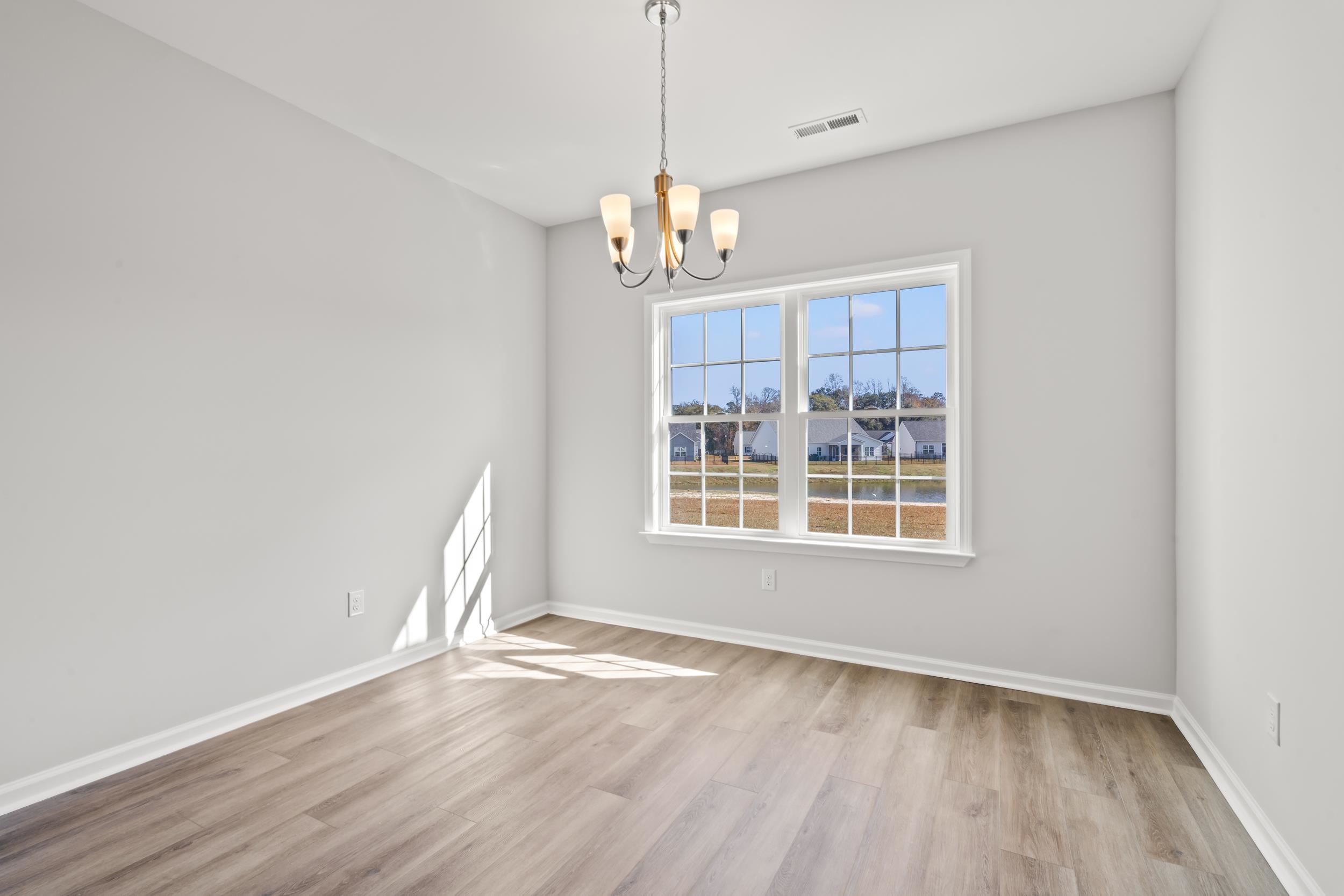 1005 Oakley Street Georgetown, SC 29440 - Photo 4 of 29