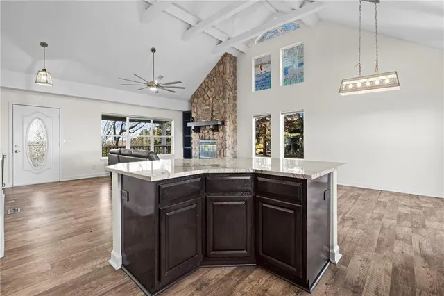 $600,000 | 31731 Lookout Road, Paola, KS 66071