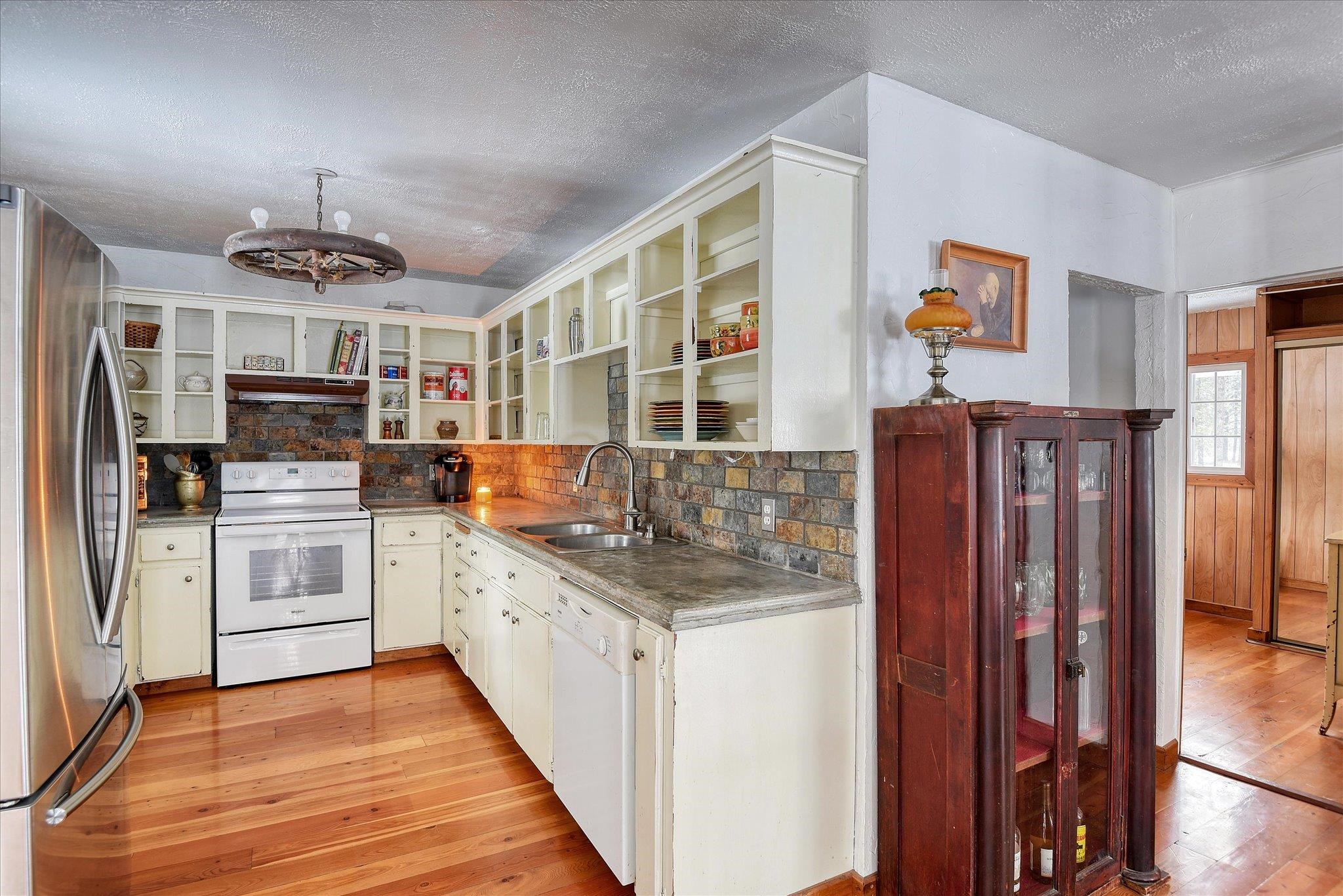 3294 Scotia Road Newport, WA 99156 - Photo 13 of 50