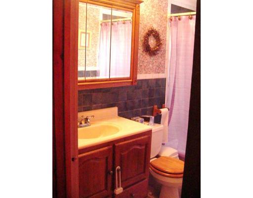 44 Darnell Road Worcester, MA 01606 - Photo 8 of 12 Gallery Image 8