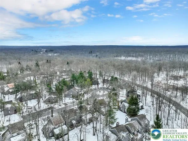 $269,000 | 144 Telemark, Lake Harmony, PA 18624