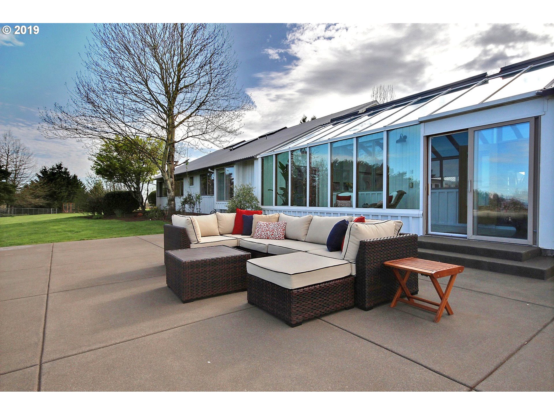 1323 Southwest Schaeffer Road West Linn, OR 97068 - Photo 15 of 31 Patio