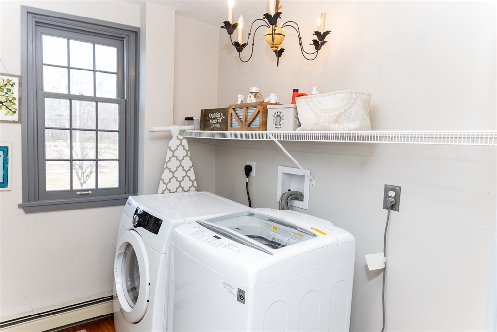 10 Baldwinville Road Templeton, MA 01468 - Photo 13 of 35 a utility room with dryer and washer