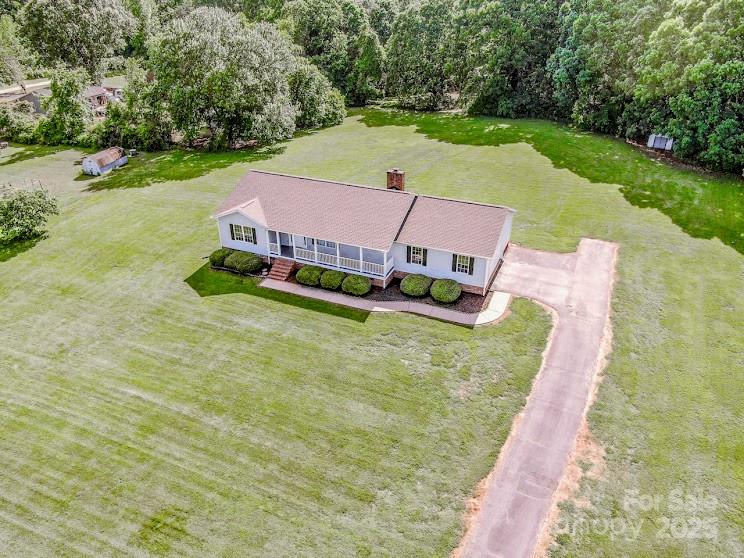 2811 St James Church Road Denver, NC 28037 - Photo 5 of 27 Gallery Image 5