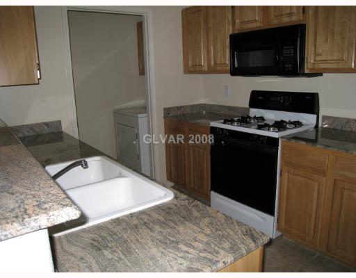 8555 West Russell Road, Unit 1023 Las Vegas, NV 89113 - Photo 3 of 7 Kitchen.