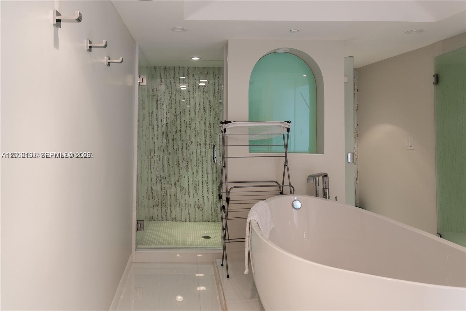 250 South Ocean Boulevard, Unit 14H Boca Raton, FL 33432 - Photo 11 of 19