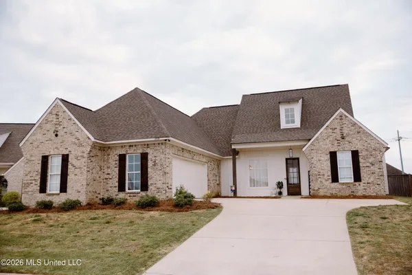 $344,900 | 209 Ashbury Cove, Canton, MS 39046