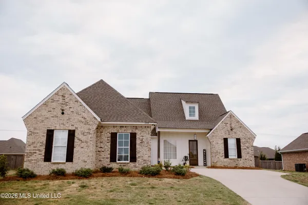 $344,900 | 209 Ashbury Cove, Canton, MS 39046