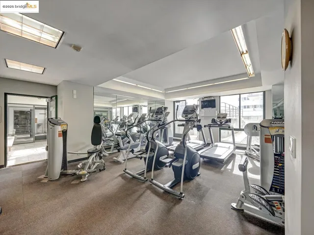 $698,000 | 1 Daniel Burnham Court, Unit 101, San Francisco, CA 94109