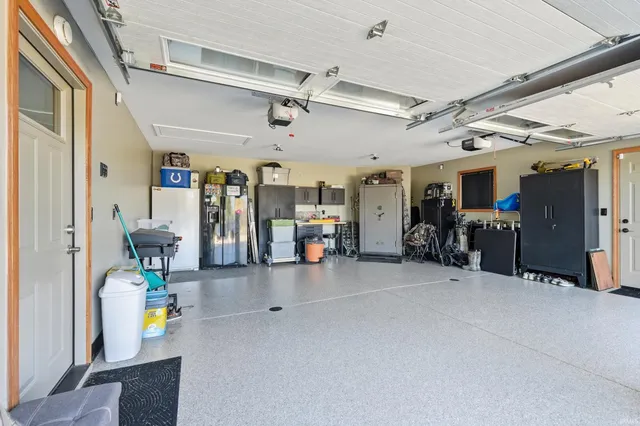 $649,999 | 2300 South 8th Street, Upland, IN 46989