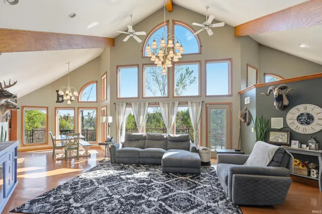 $649,999 | 2300 South 8th Street, Upland, IN 46989