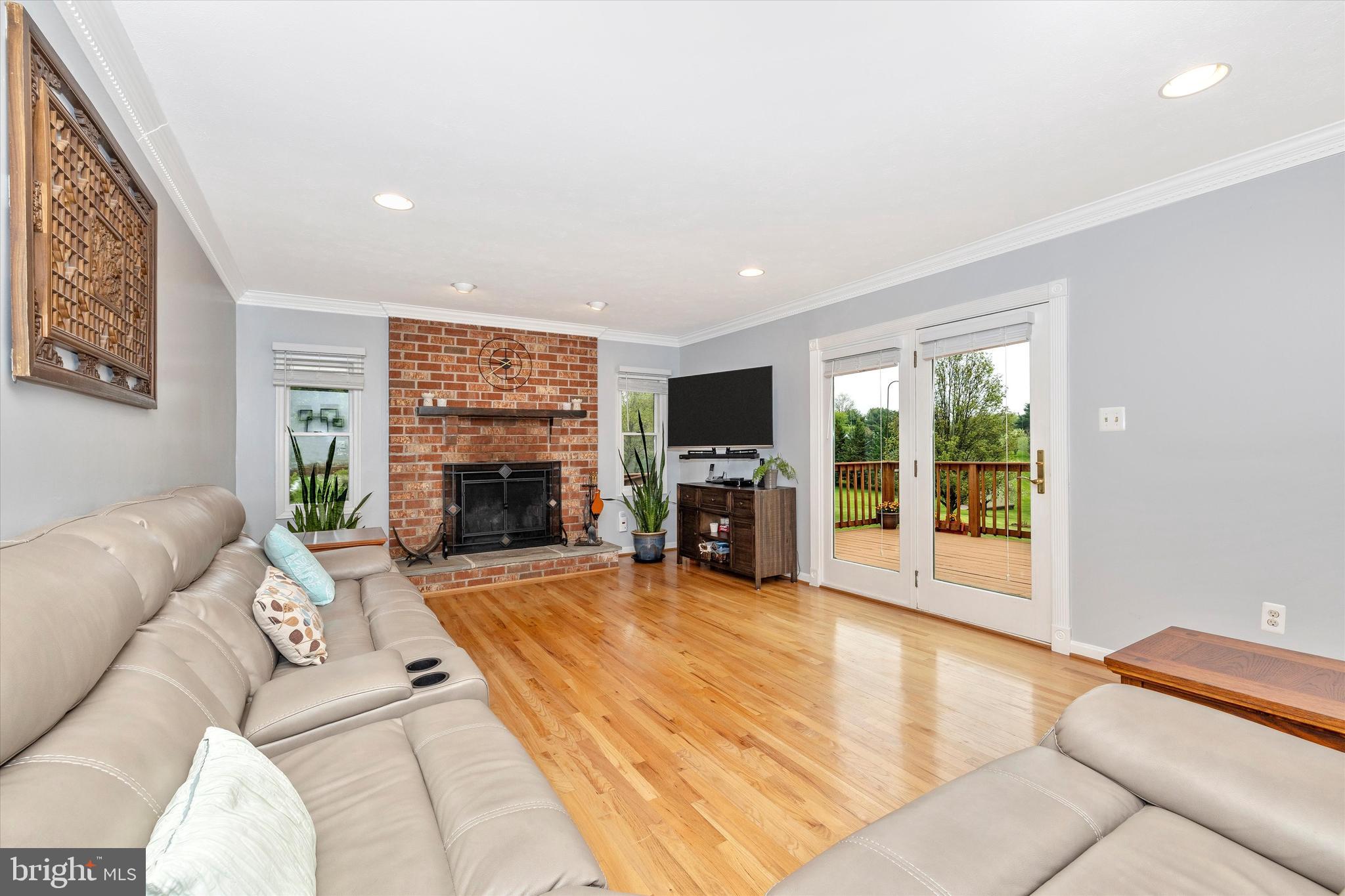 11100 Watkins Road Germantown, MD 20876 - Photo 19 of 70 Family Room