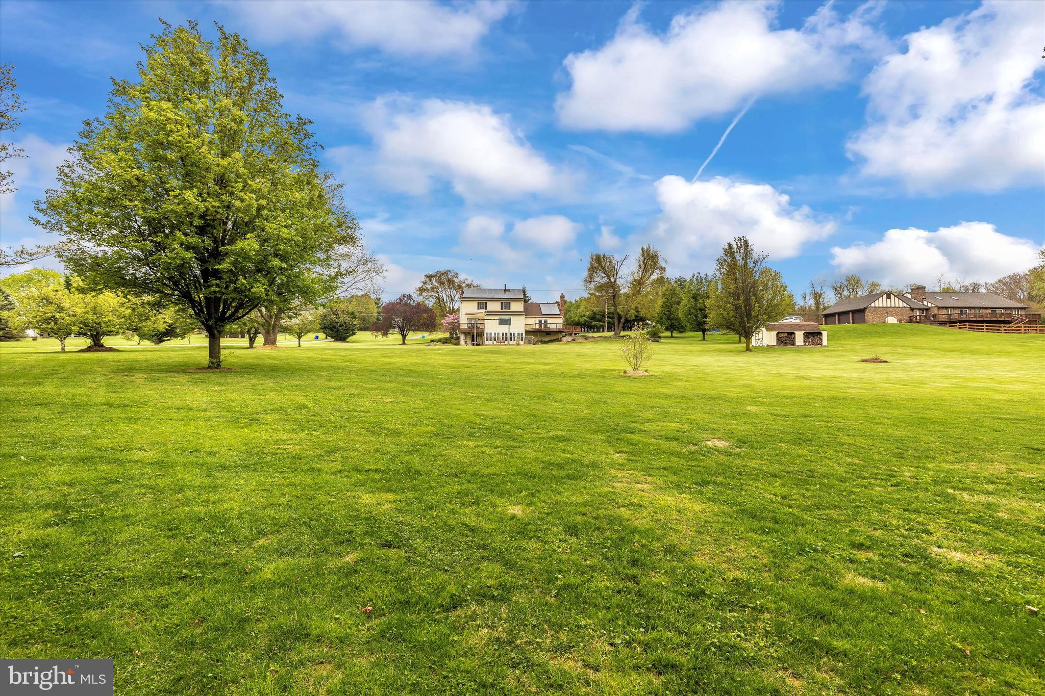 11100 Watkins Road Germantown, MD 20876 - Photo 54 of 70 Beautiful Lawn
