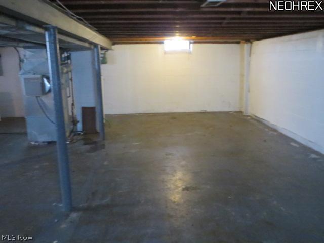 9260 Reichert Road Parma, OH 44130 - Photo 9 of 11