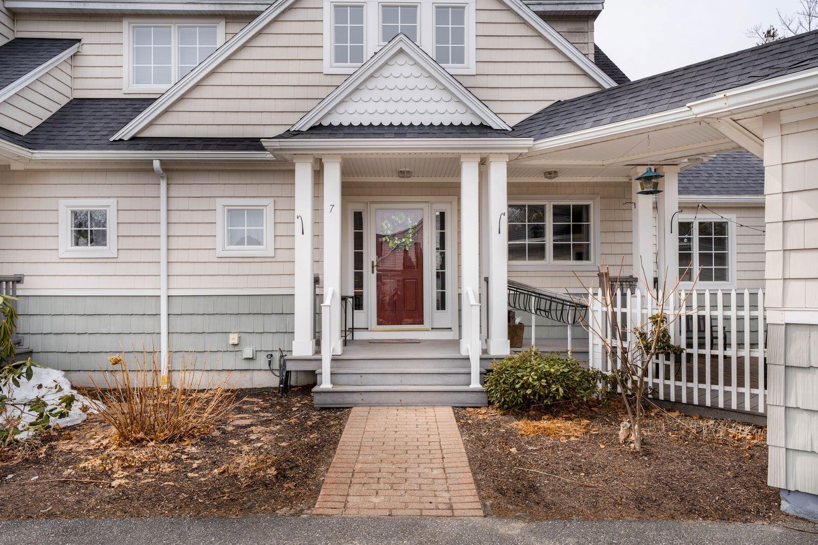 7 Fiddlehead Fern Trail, Unit 31 Brunswick, ME 04011 - Photo 3 of 49 7 FF Front Entry