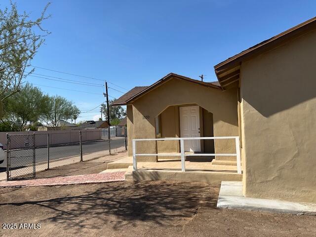 1000 East Garfield Street Phoenix, AZ 85006 - Photo 2 of 12 a house view with a outdoor space
