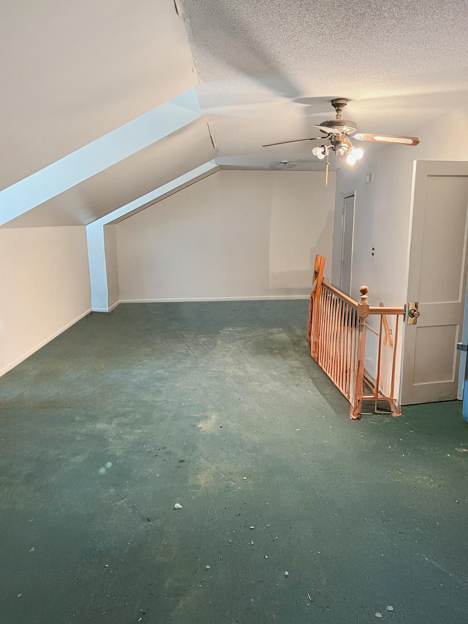 104 Felder Street Reevesville, SC 29471 - Photo 13 of 16 felderupstairs