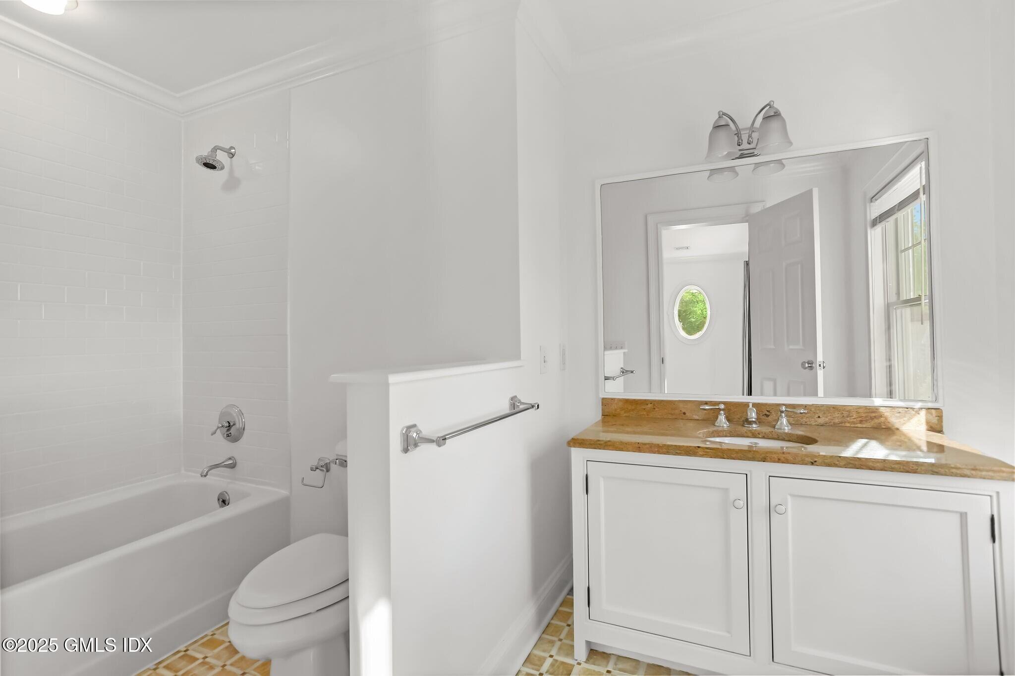 348 Sound Beach Avenue Old Greenwich, CT 06870 - Photo 34 of 61 206a 348 Sound Beach Ave. Bedroom 4 Ensu