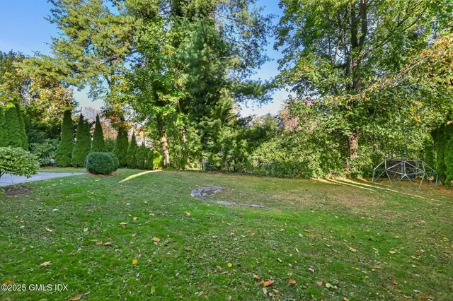 $4,495,000 | 348 Sound Beach Avenue, Old Greenwich, CT 06870