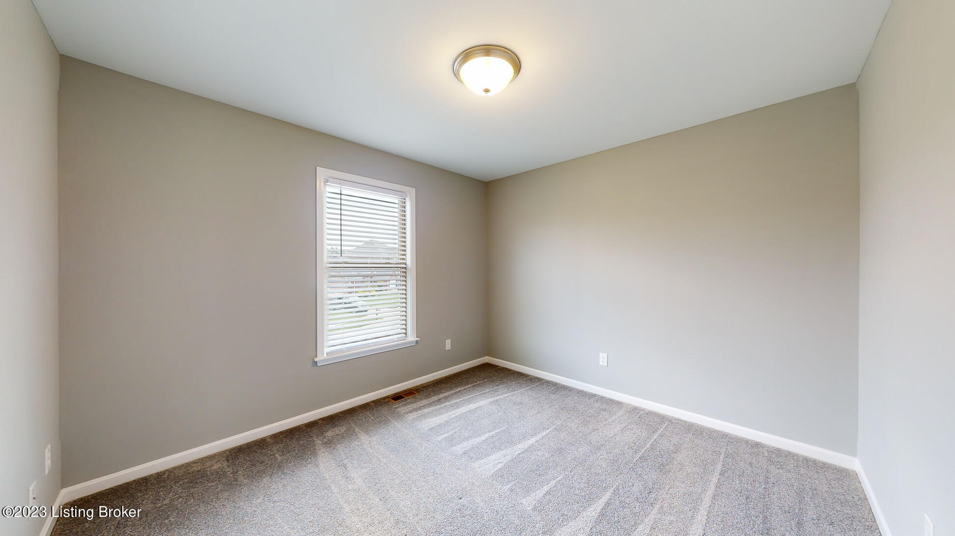 7606 Crestline Road Louisville, KY 40214 - Photo 31 of 72 7606-Crestline-Rd_031