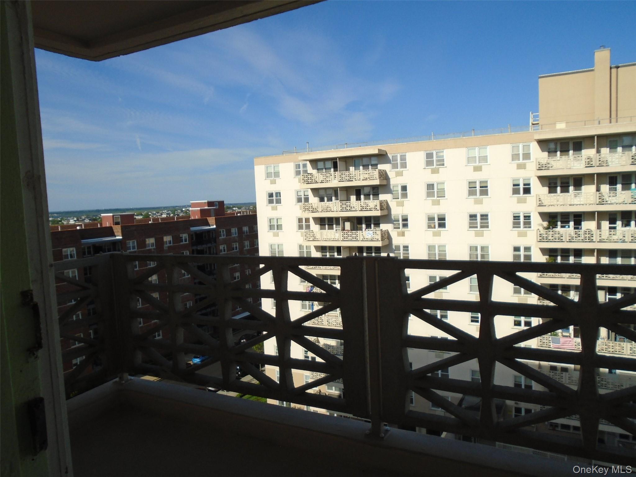 430 Shore Road, Unit 8G Long Beach, NY 11561 - Photo 21 of 28