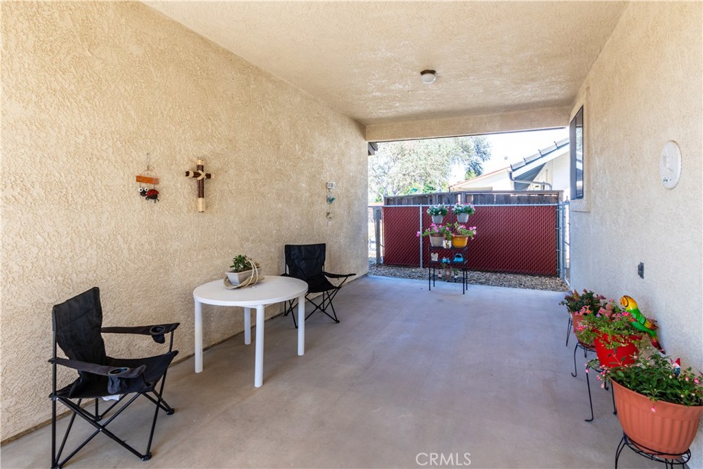 1775 Southfork Place Paso Robles, CA 93446 - Photo 28 of 36 a view of a livingroom with furniture and a window