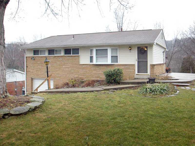 13 Riviera Road Plum, PA 15239 - Photo 1 of 15 Exterior Front.