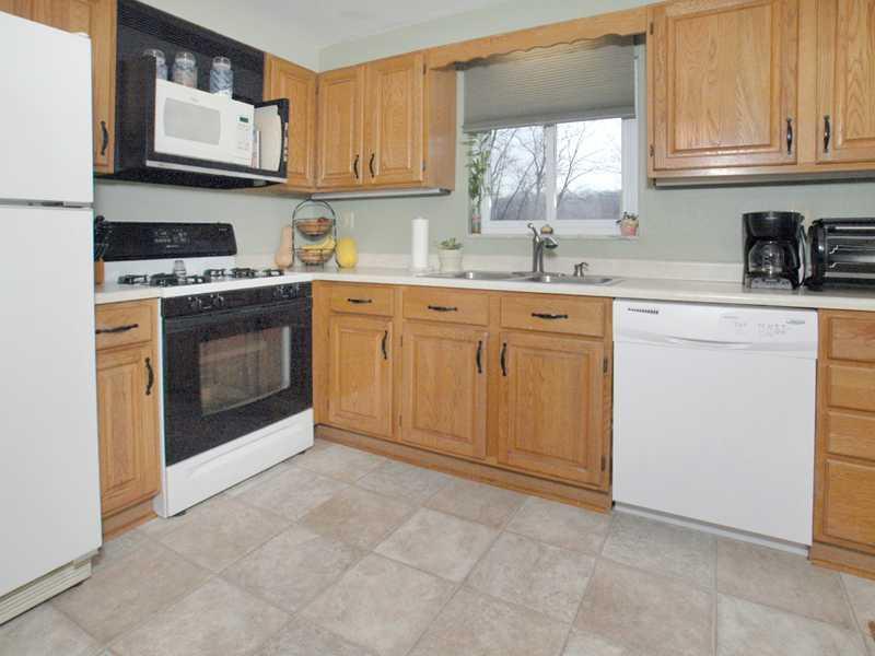13 Riviera Road Plum, PA 15239 - Photo 2 of 15 Kitchen.
