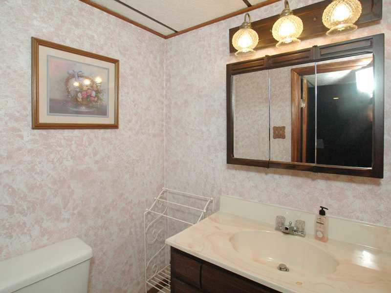 13 Riviera Road Plum, PA 15239 - Photo 15 of 15 Partial Bath.