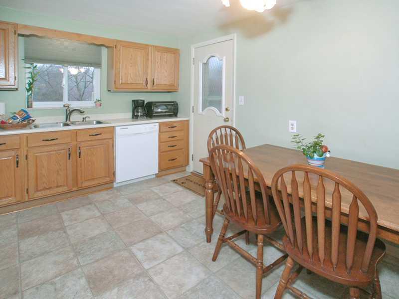 13 Riviera Road Plum, PA 15239 - Photo 3 of 15 Kitchen.