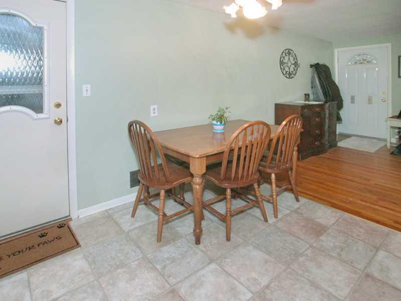 13 Riviera Road Plum, PA 15239 - Photo 4 of 15 Kitchen.