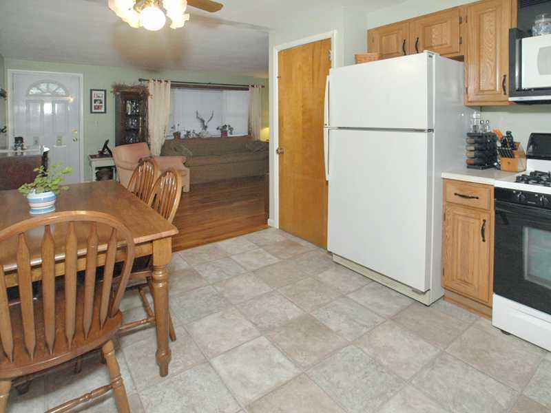 13 Riviera Road Plum, PA 15239 - Photo 5 of 15 Kitchen.