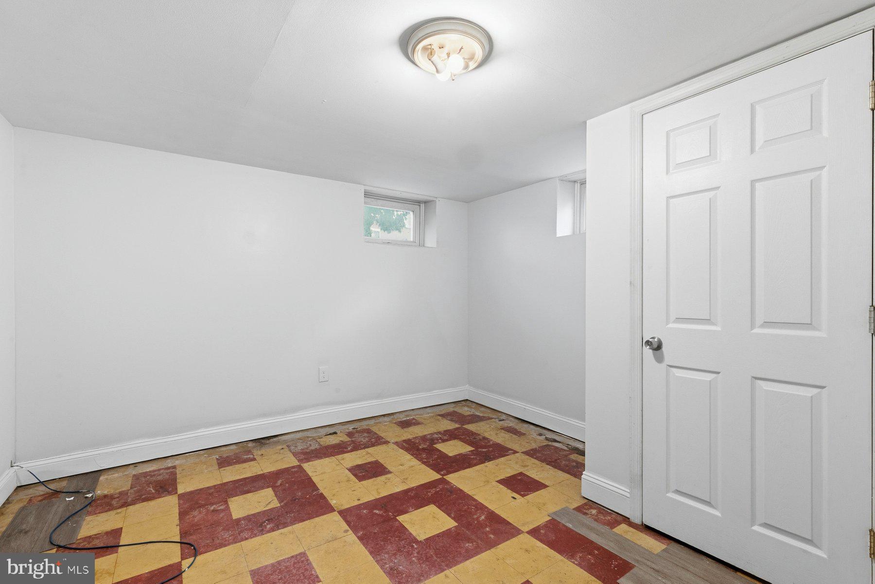 7906 Hillendale Road Parkville, MD 21234 - Photo 27 of 35 Gallery Image 27