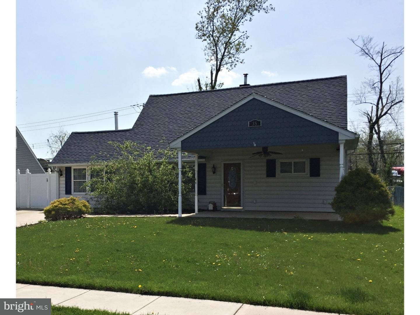 35 Prunewood Road Levittown, PA 19056 - Photo 2 of 16 Exterior Front