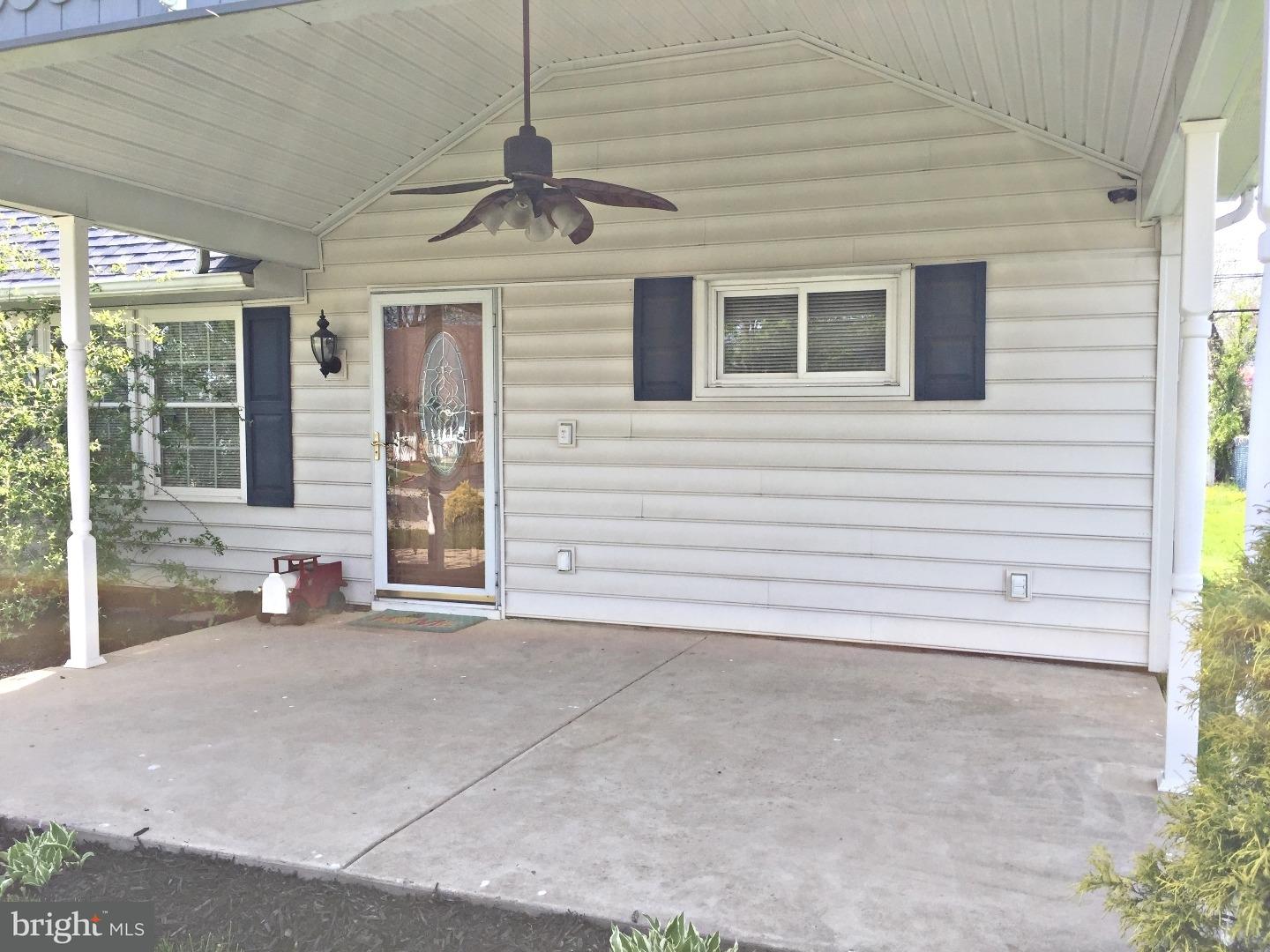 35 Prunewood Road Levittown, PA 19056 - Photo 3 of 16 Porch