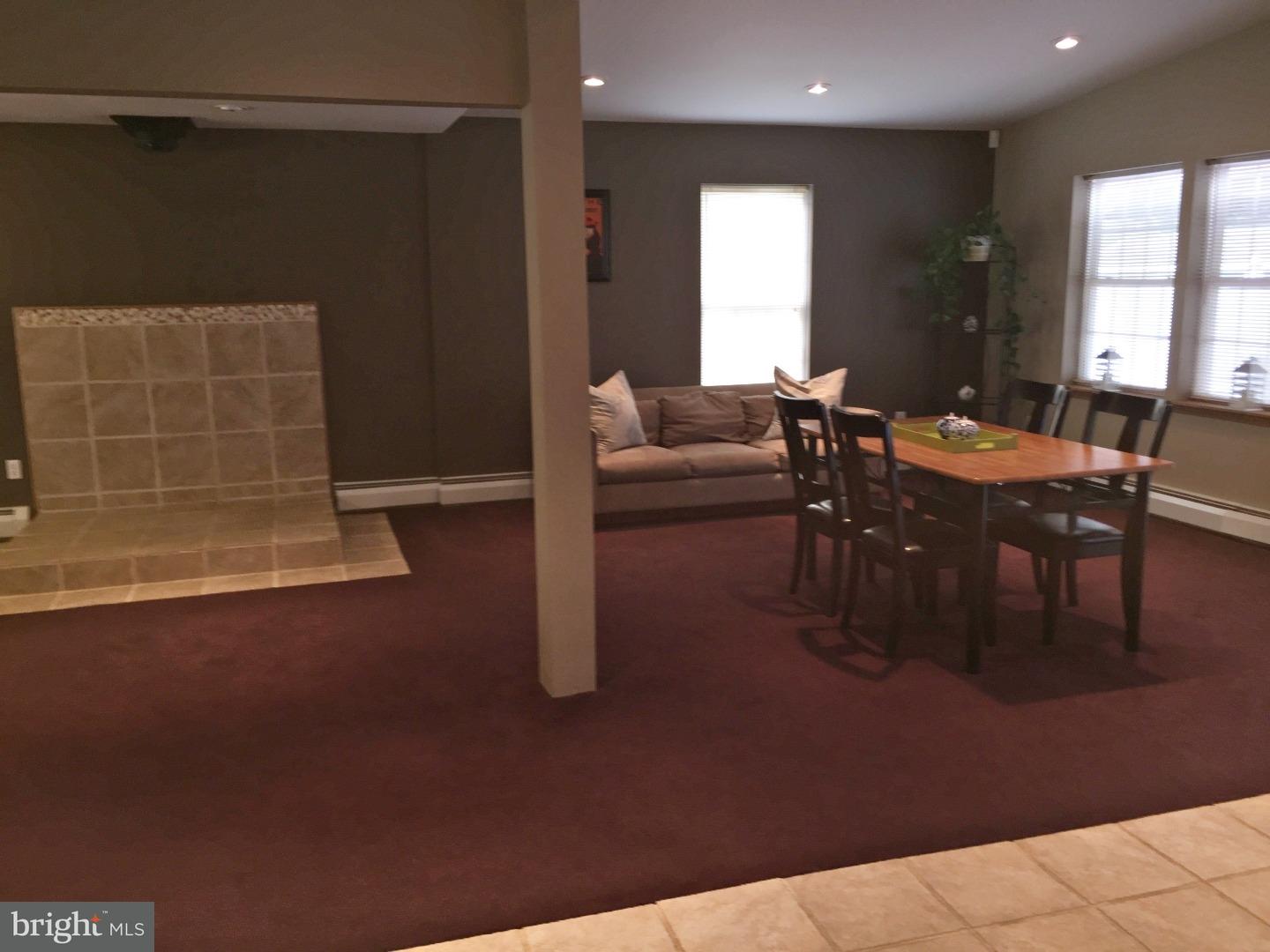 35 Prunewood Road Levittown, PA 19056 - Photo 5 of 16 Great Room