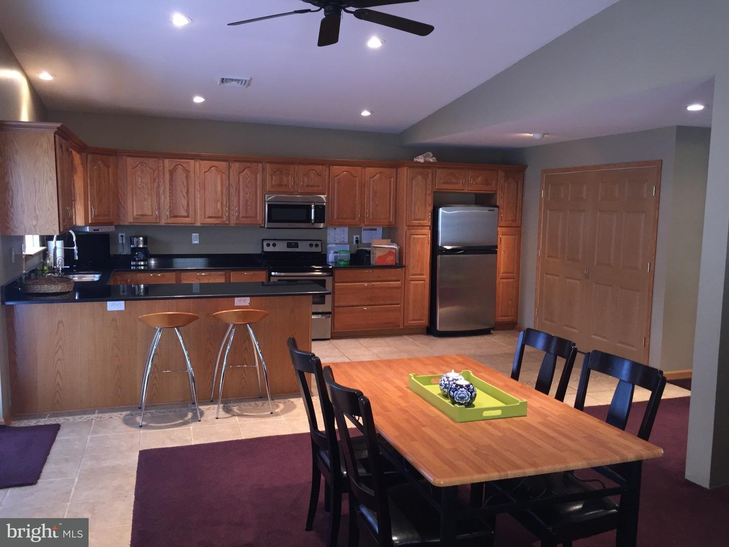 35 Prunewood Road Levittown, PA 19056 - Photo 8 of 16 Kitchen