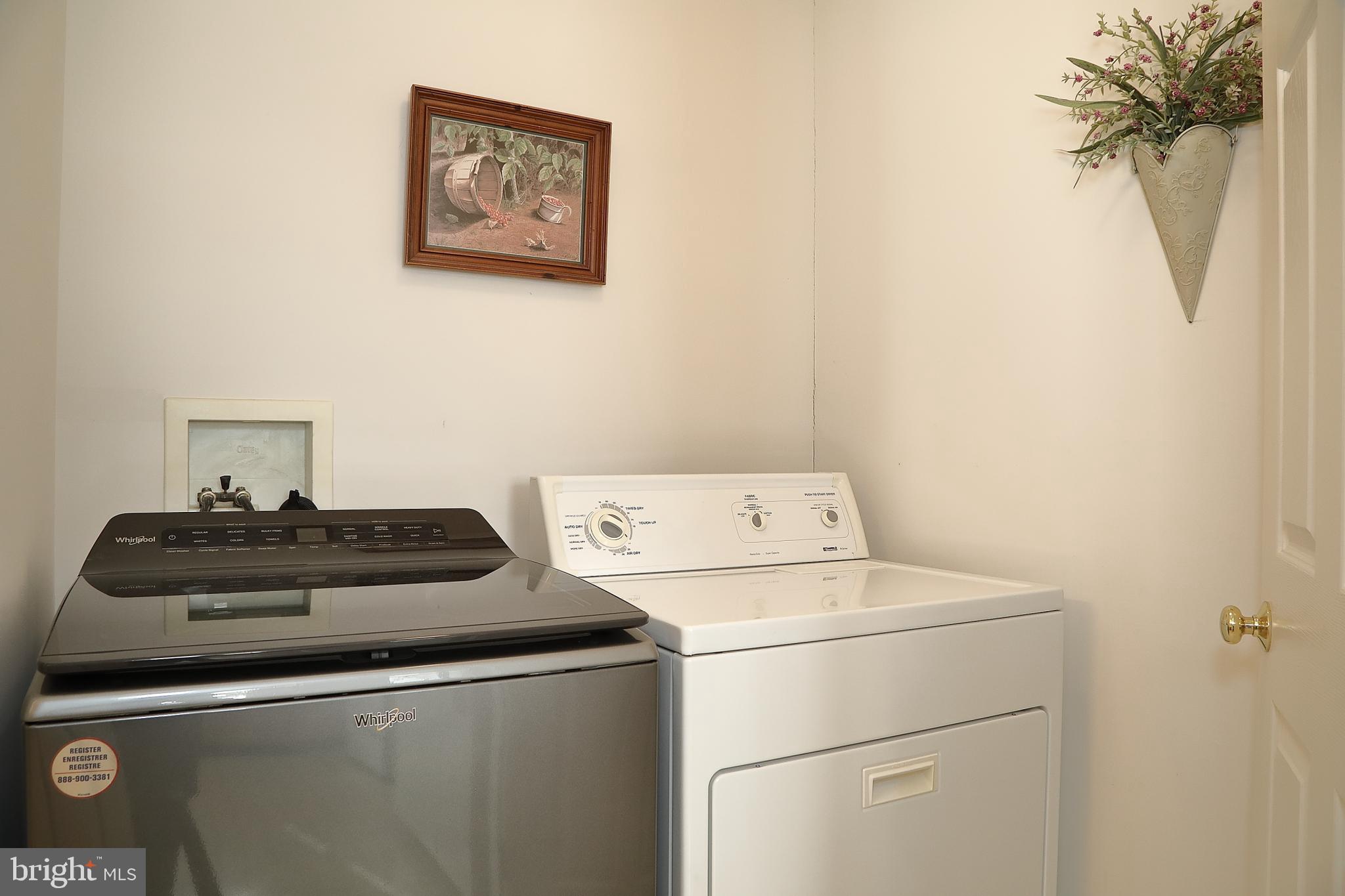 11 Duffield Drive Lititz, PA 17543 - Photo 17 of 22 a utility room with dryer and washer