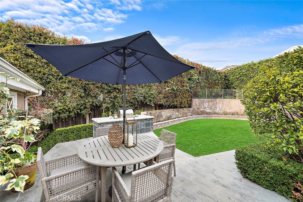 324 Emerald Bay Laguna Beach, CA 92651 - Photo 43 of 47