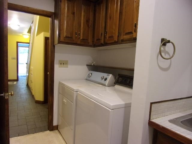 1413 East West Road Dummerston, VT 05301 - Photo 13 of 33