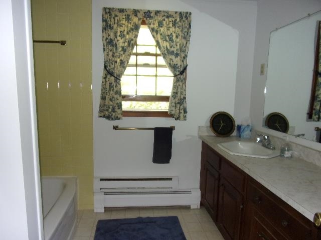 1413 East West Road Dummerston, VT 05301 - Photo 18 of 33