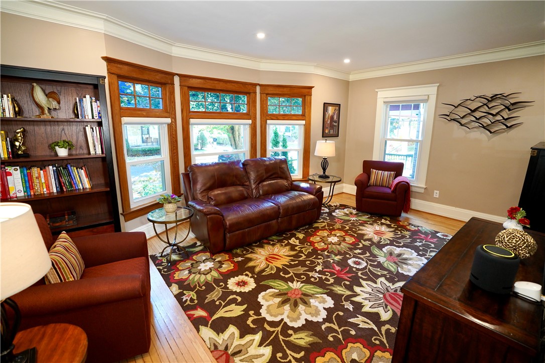 9 Beverly Street Rochester, NY 14610 - Photo 3 of 17