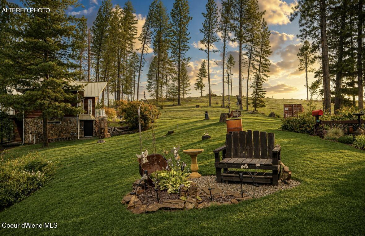 483 Paradise Road Pinehurst, ID 83850 - Photo 3 of 81 Black Roof Sunset Scene 2
